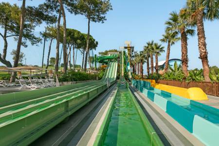 TITANIC DELUXE GOLF BELEK Pools & Beach
